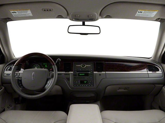 2011 Lincoln Town Car Signature Limited