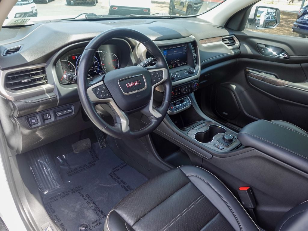 2022 GMC Acadia Denali