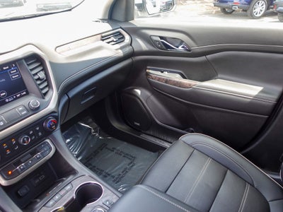 2022 GMC Acadia Denali
