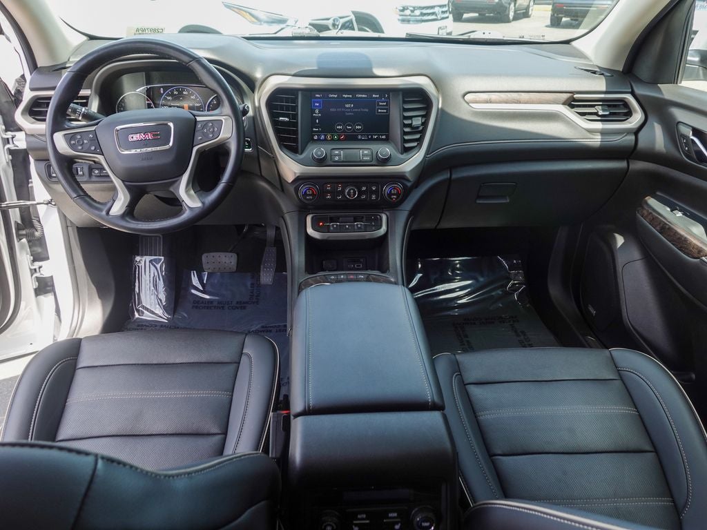 2022 GMC Acadia Denali