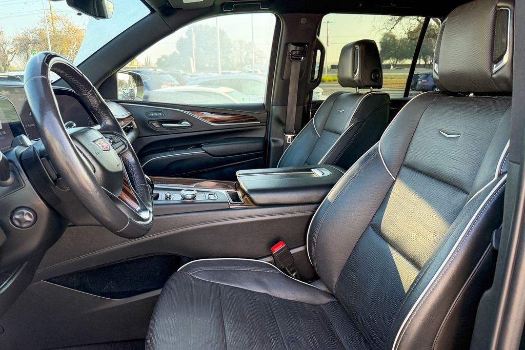 2023 Cadillac Escalade Premium Luxury