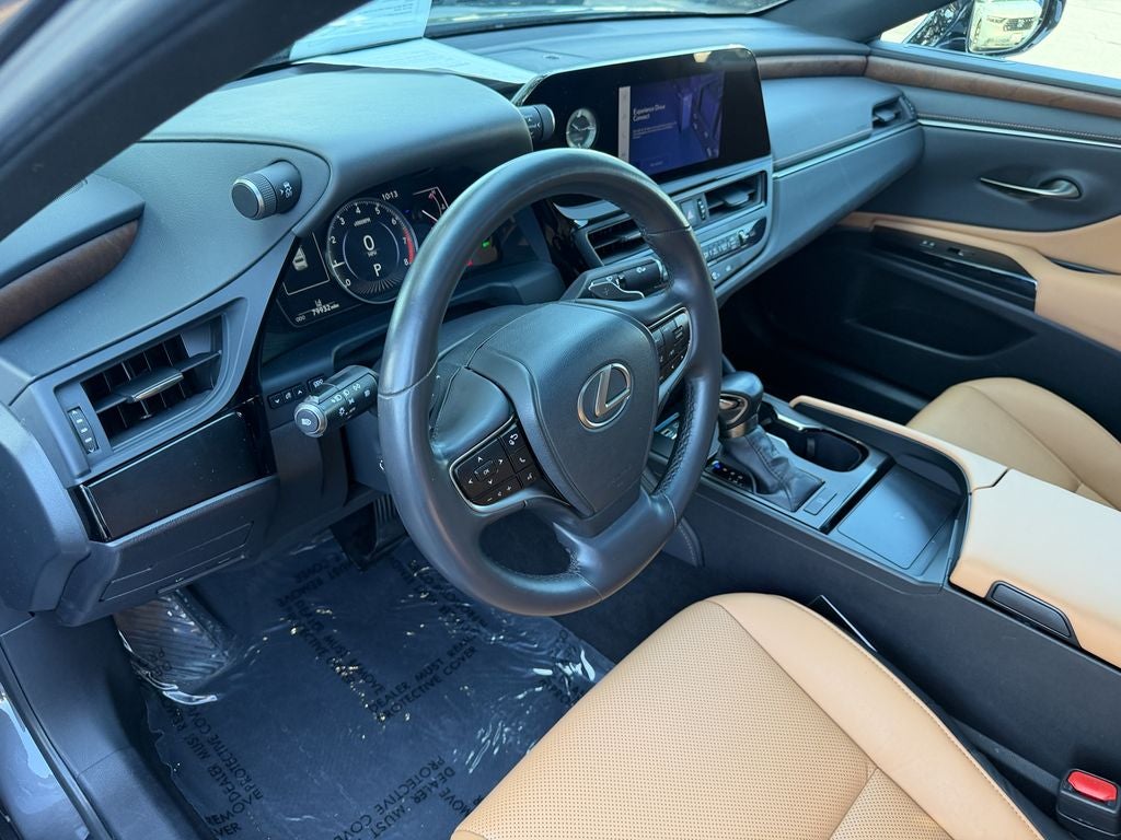 2023 Lexus ES 250