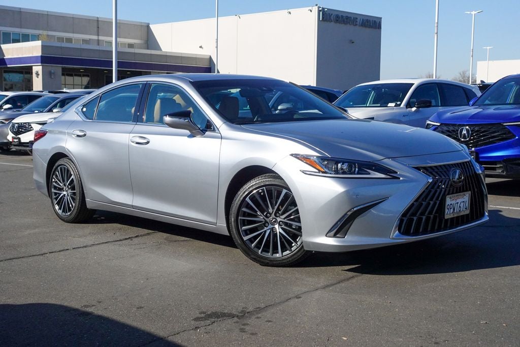 2025 Lexus ES 300h