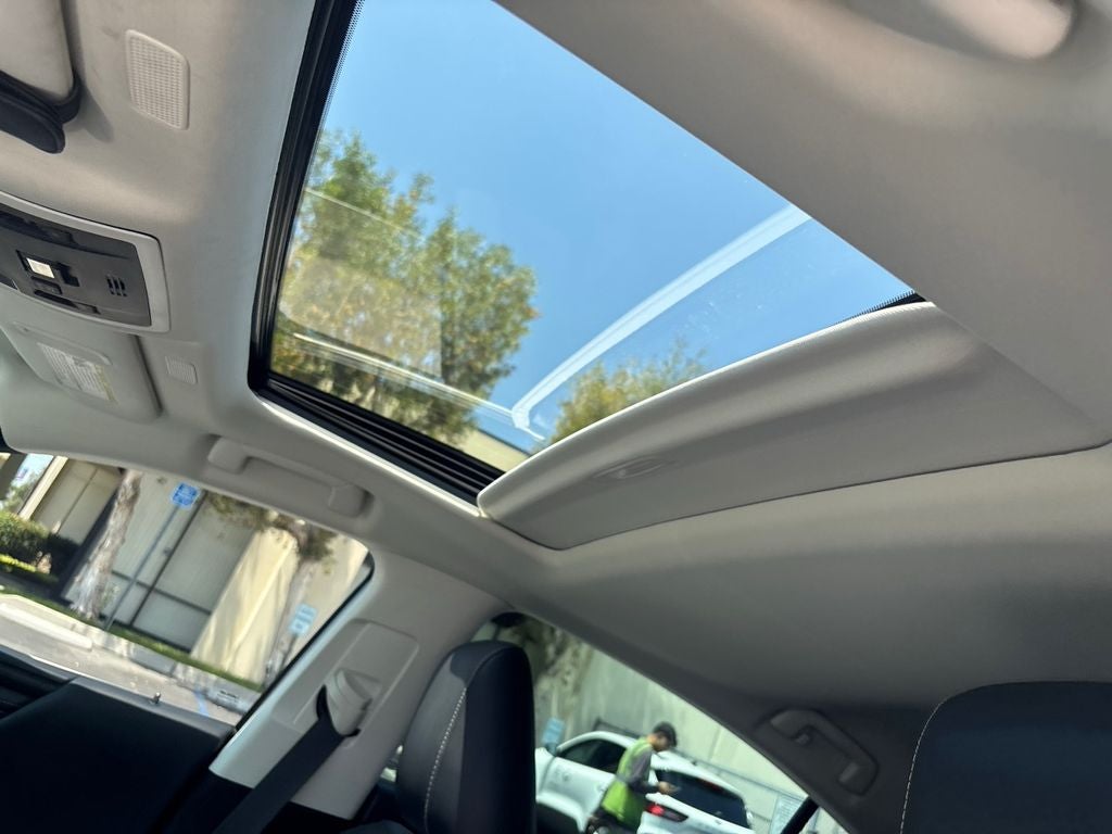 2025 Lexus ES 300h