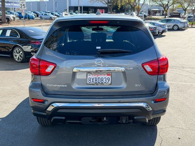 2020 Nissan Pathfinder SV