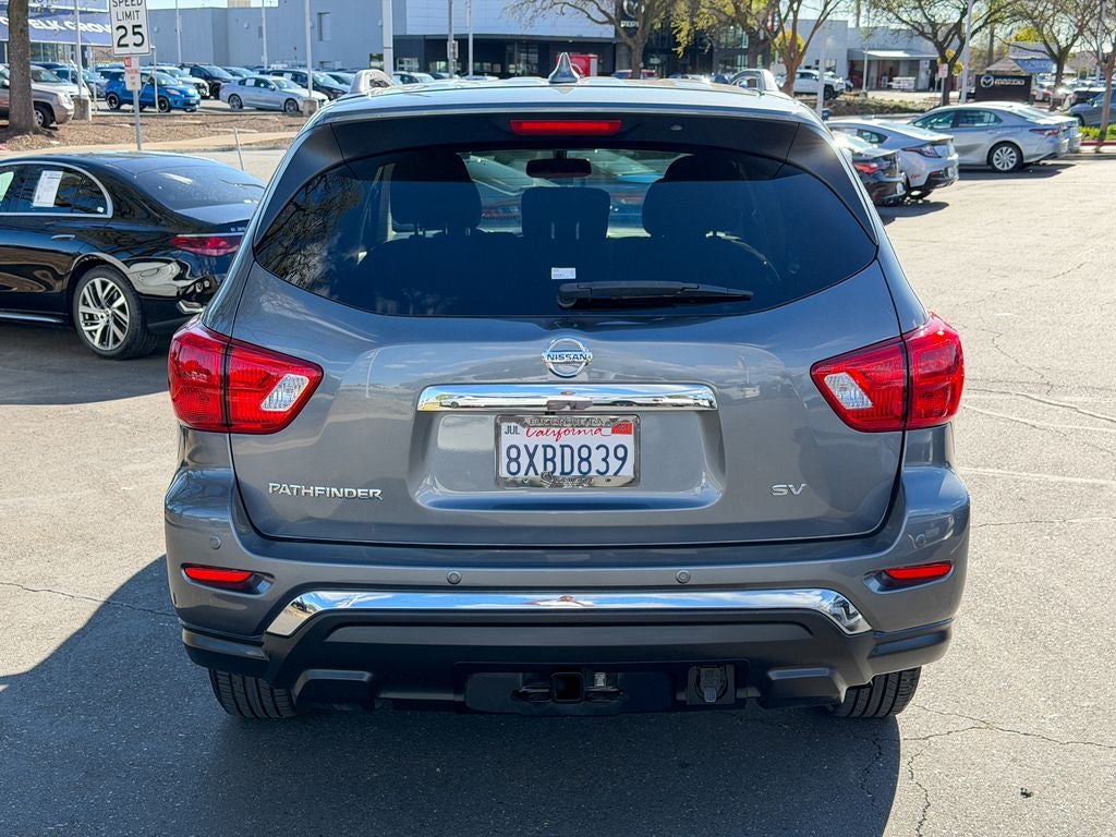 2020 Nissan Pathfinder SV