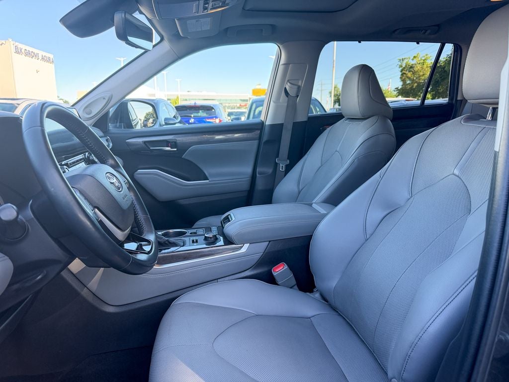 2022 Toyota Highlander Limited