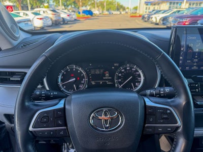 2022 Toyota Highlander Limited