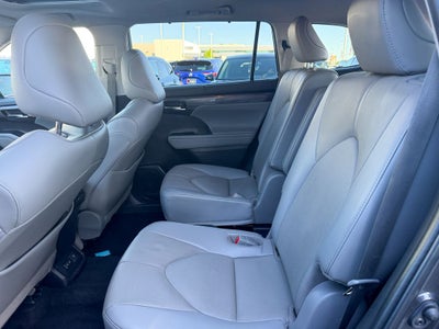 2022 Toyota Highlander Limited