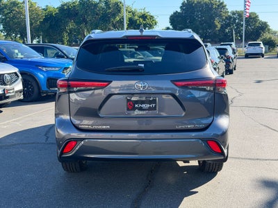 2022 Toyota Highlander Limited