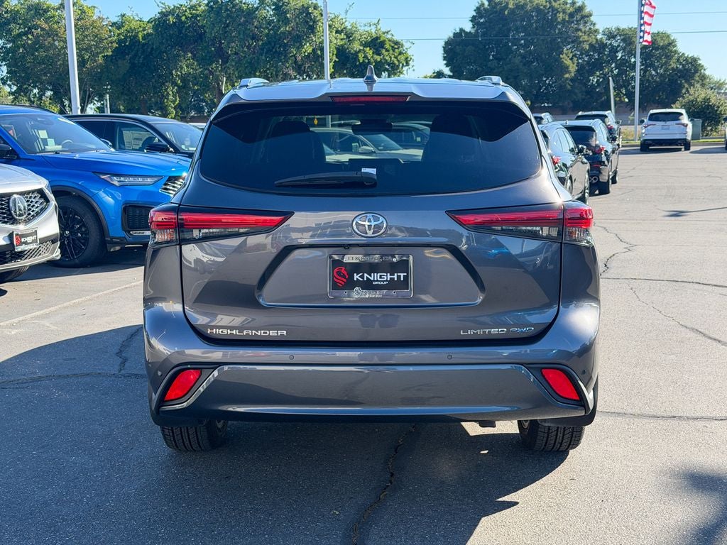 2022 Toyota Highlander Limited