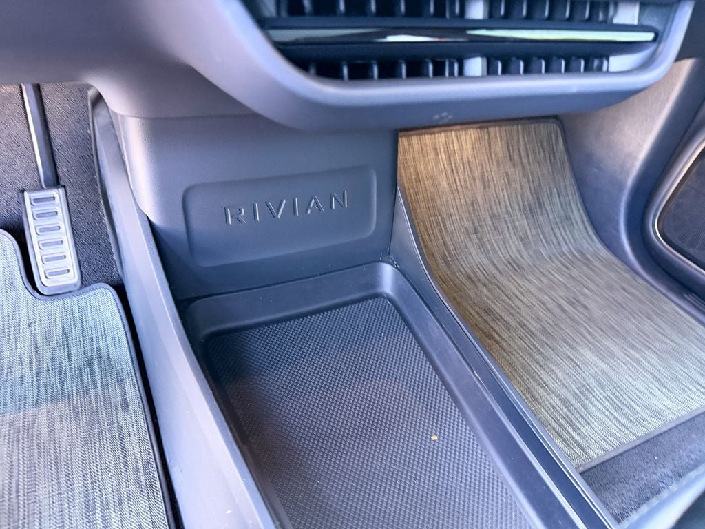 2023 Rivian R1T Adventure