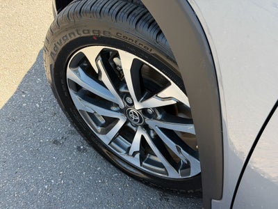 2022 Toyota Corolla Cross XLE