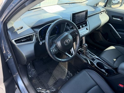 2022 Toyota Corolla Cross XLE
