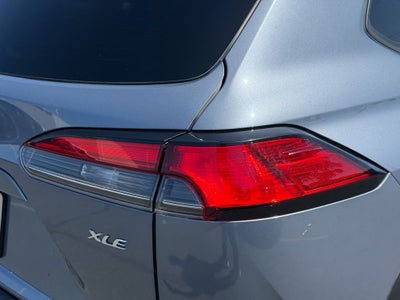 2022 Toyota Corolla Cross XLE