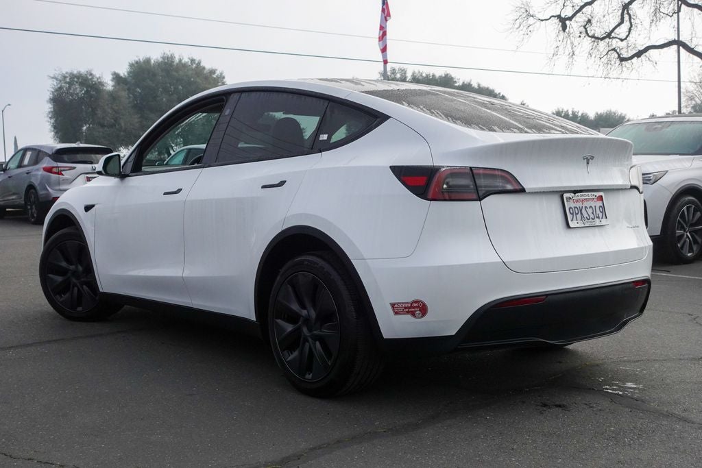 2024 Tesla Model Y Long Range