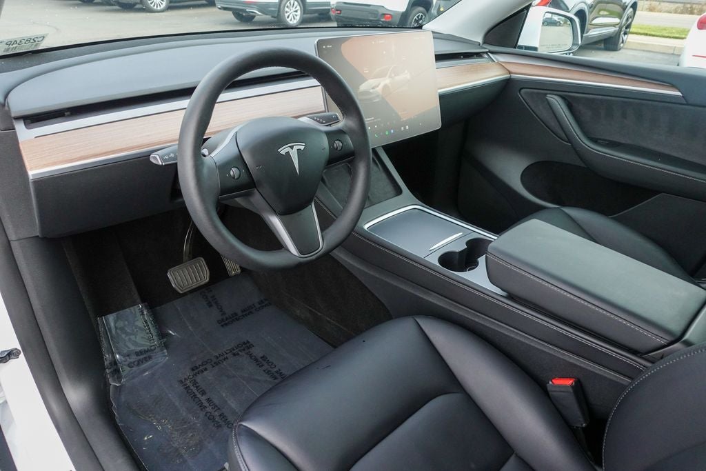 2024 Tesla Model Y Long Range