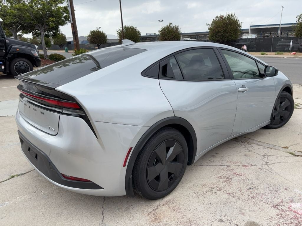 2024 Toyota Prius LE
