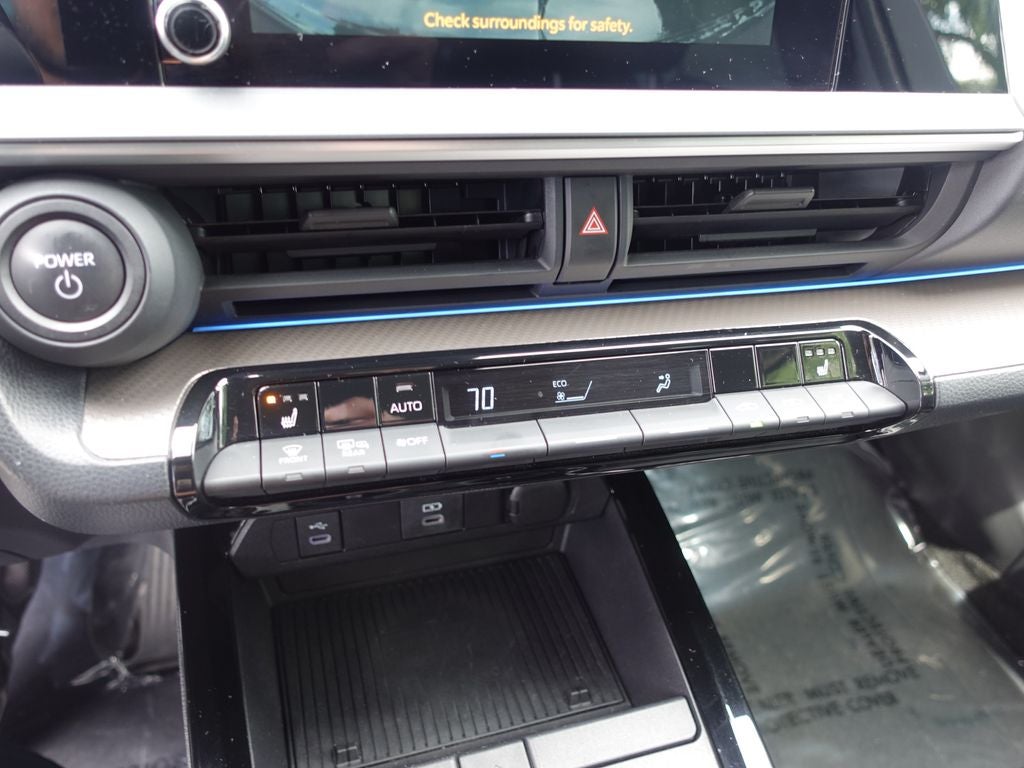 2023 Toyota Prius XLE