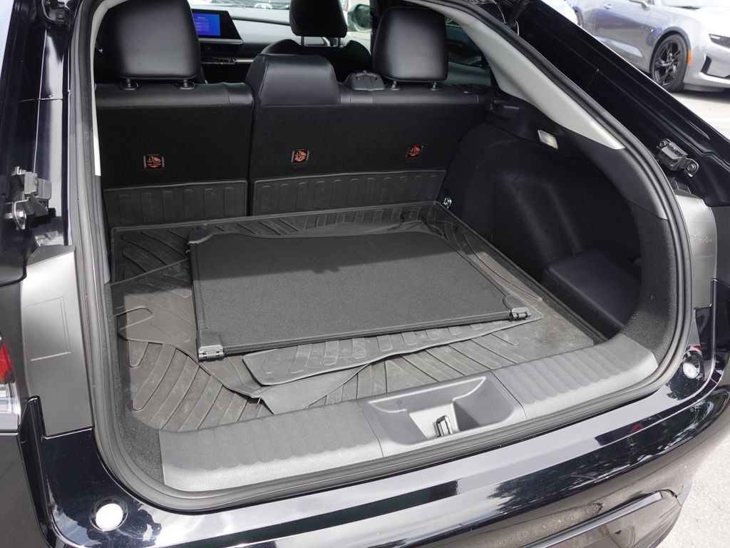 2023 Toyota Prius XLE