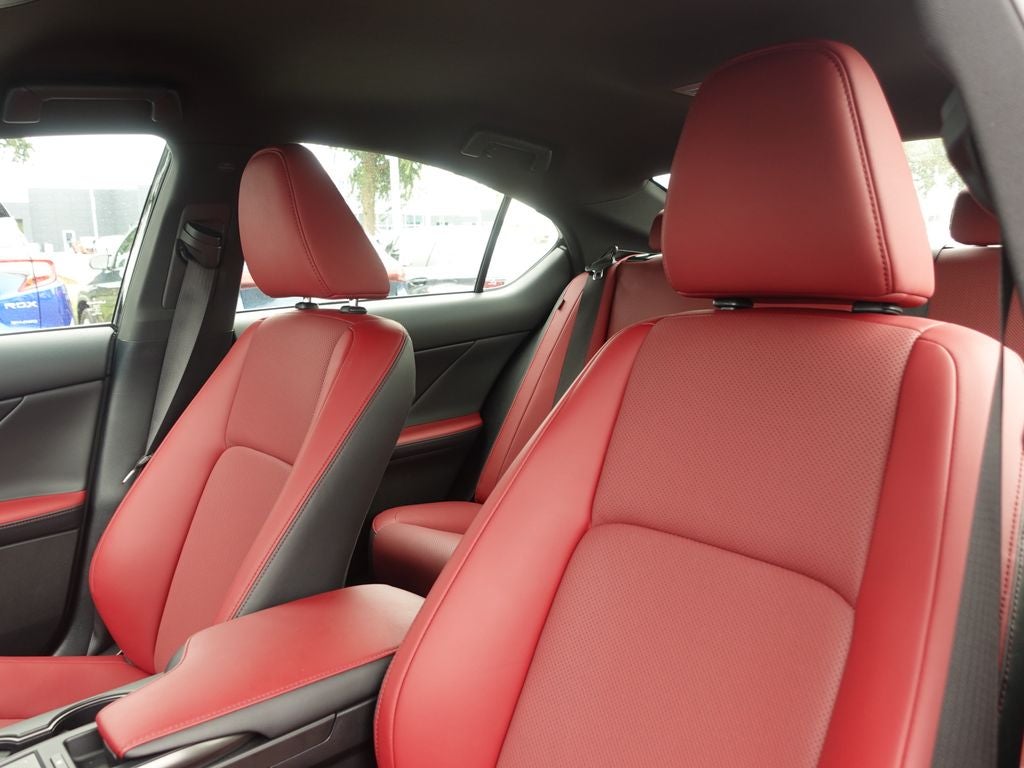 2024 Lexus IS 300