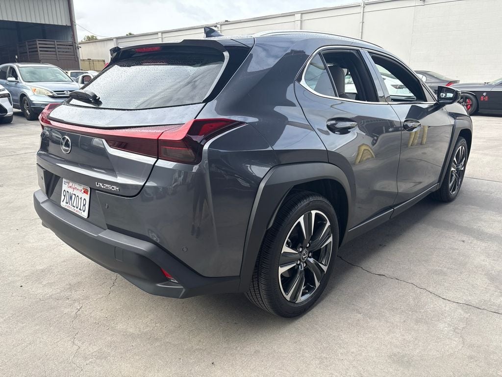 2023 Lexus UX 250h Base