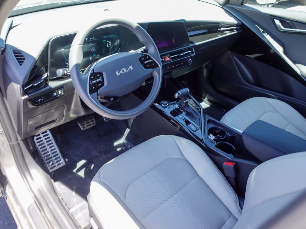 2024 Kia Niro EX Touring