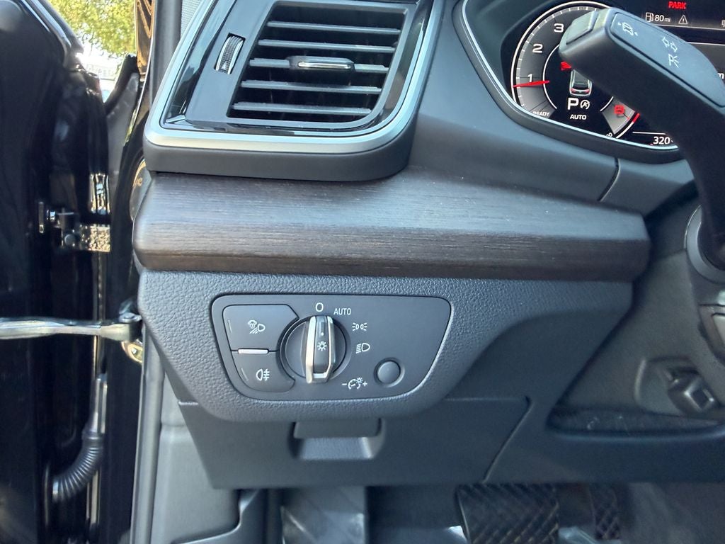 2024 Audi Q5 40 Premium Plus quattro