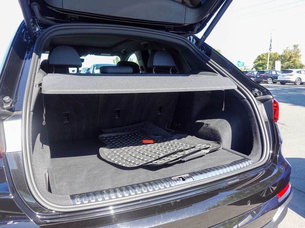 2022 Audi Q3 Premium S Line quattro