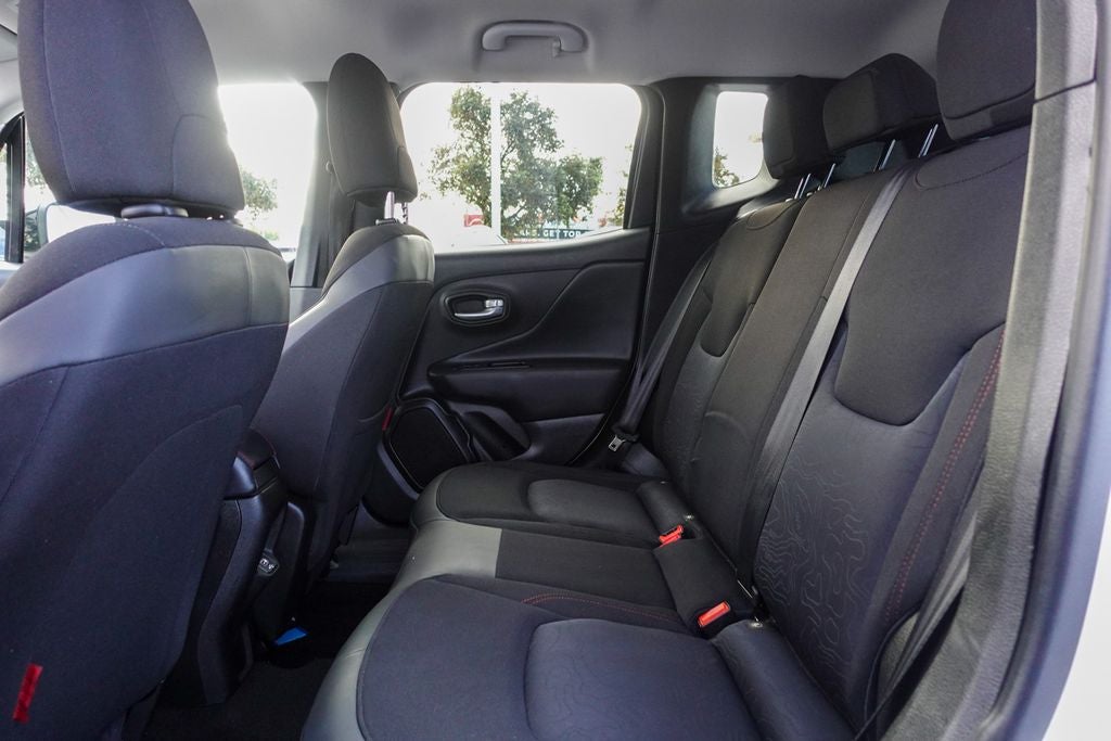 2023 Jeep Renegade Trailhawk