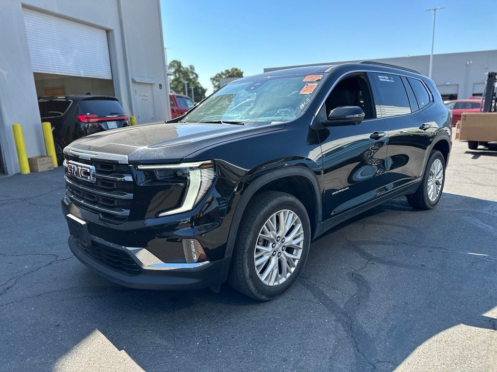 2024 GMC Acadia Elevation