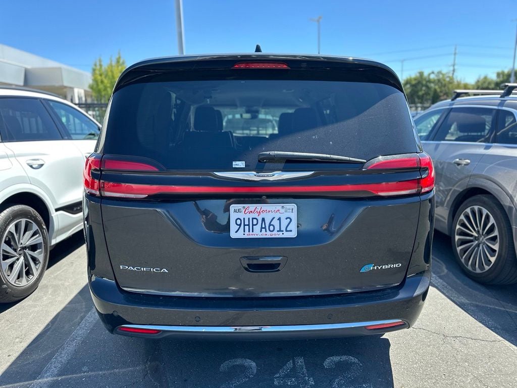2023 Chrysler Pacifica Hybrid Touring L