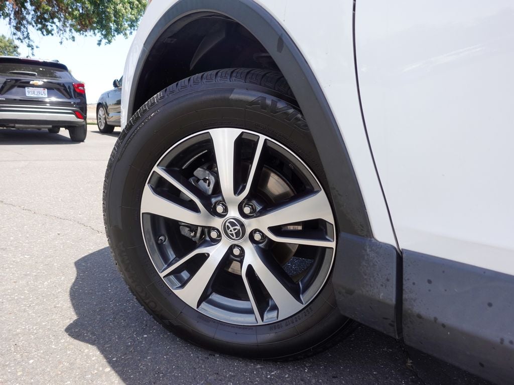 2018 Toyota RAV4 XLE