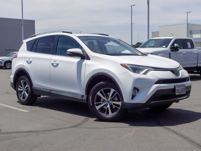 2018 Toyota RAV4 XLE