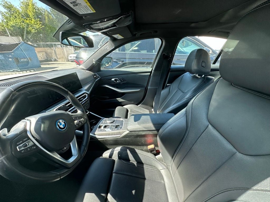 2024 BMW 3 Series 330e xDrive