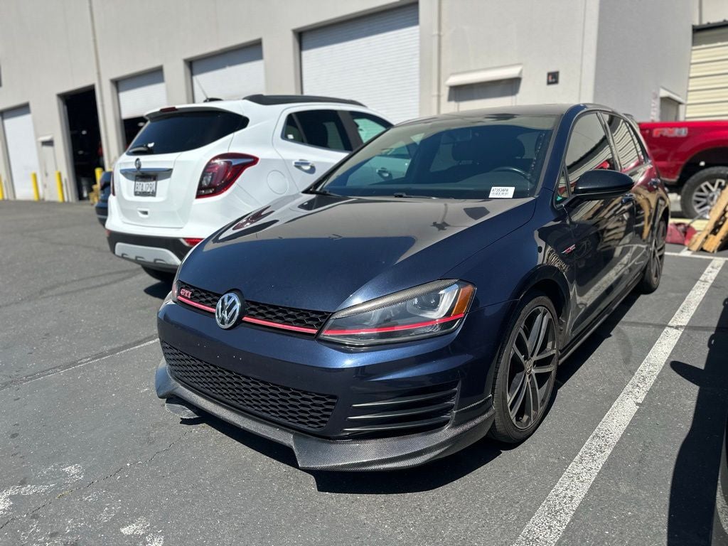 2017 Volkswagen Golf GTI Sport