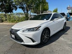 2022 Lexus ES 300h