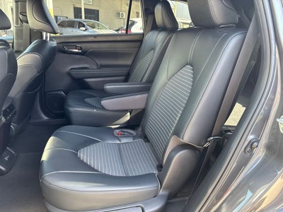 2023 Toyota Highlander XSE