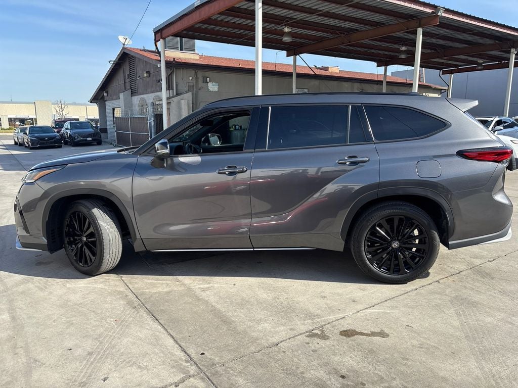 2023 Toyota Highlander XSE