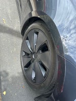 2024 Tesla Model 3 Base