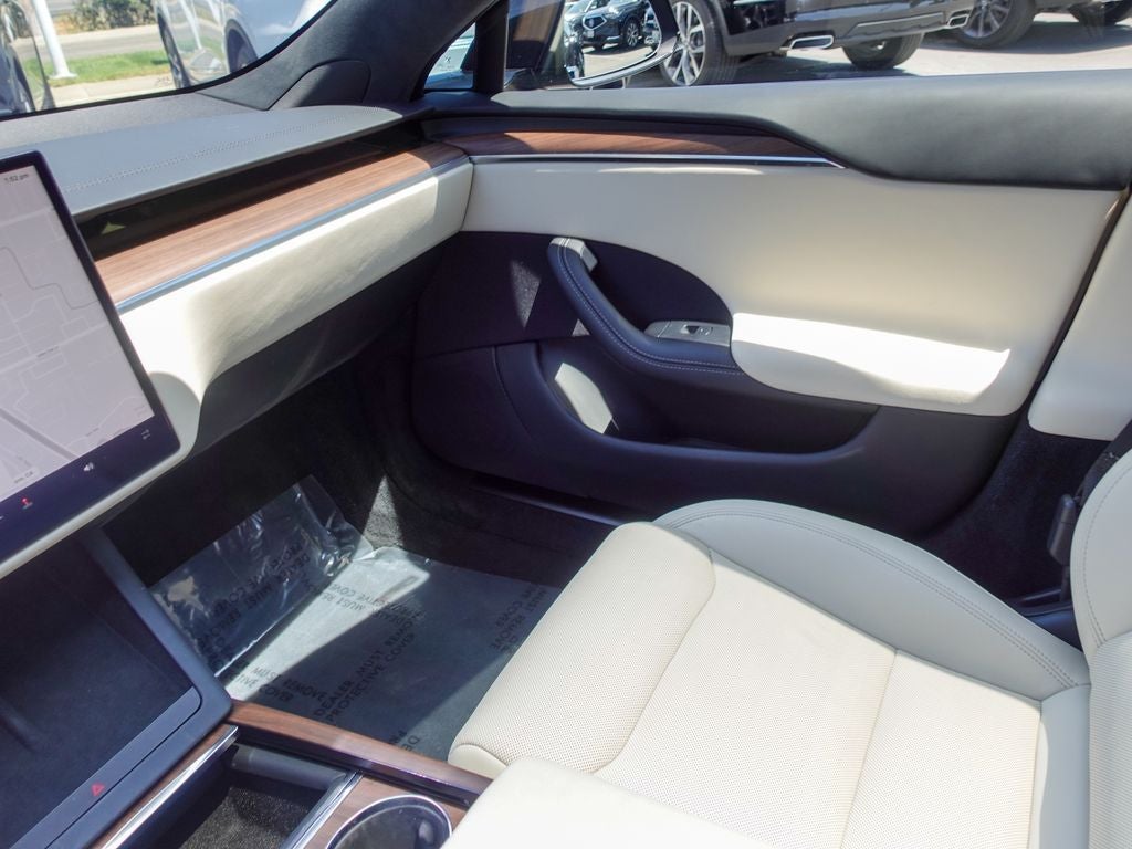 2024 Tesla Model S Base