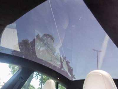 2024 Tesla Model S Base