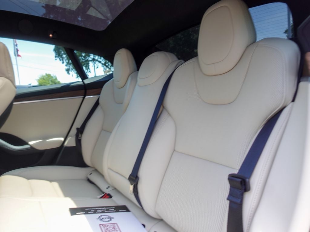 2024 Tesla Model S Base