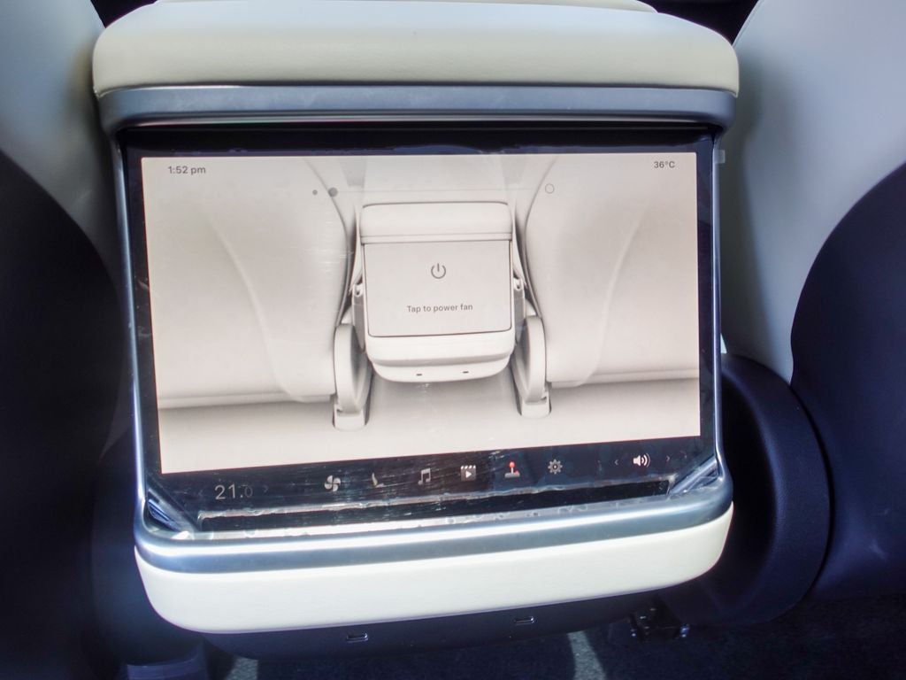 2024 Tesla Model S Base