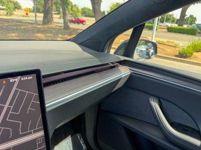 2024 Tesla Model X Base