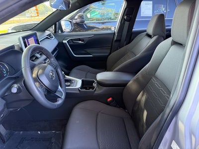 2024 Toyota RAV4 Prime SE