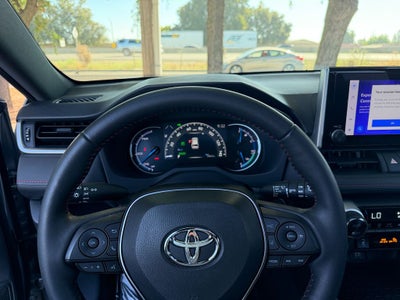 2024 Toyota RAV4 Prime SE