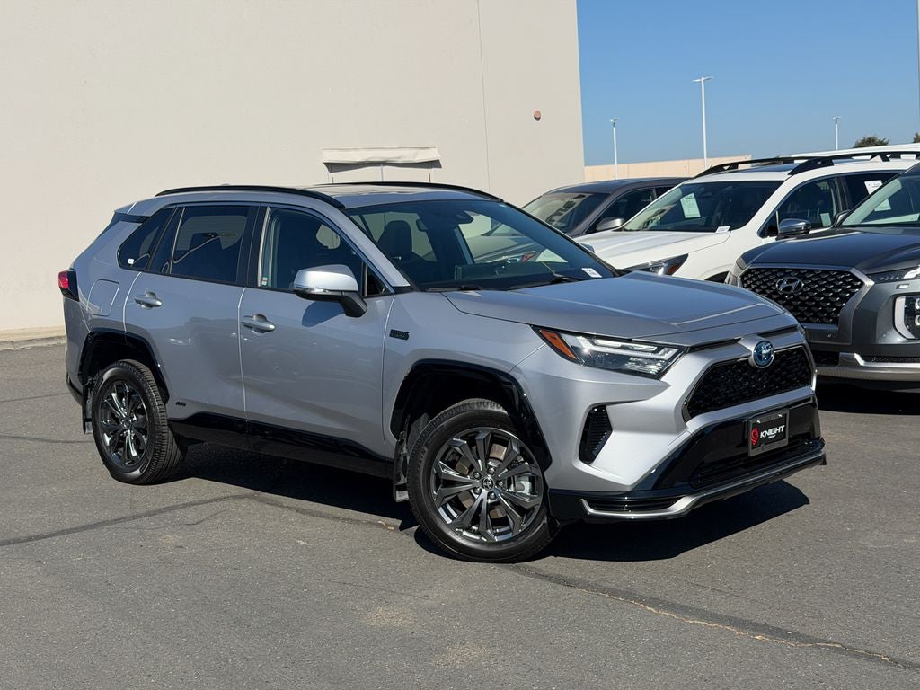 2024 Toyota RAV4 Prime SE
