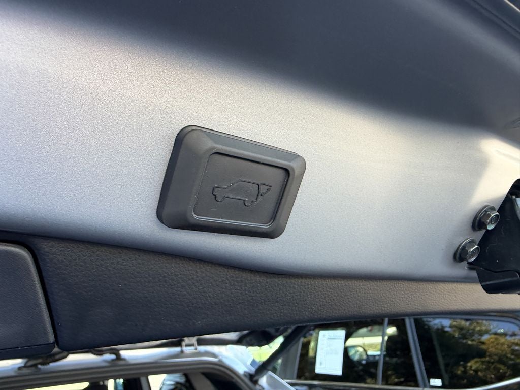 2024 Toyota RAV4 Prime SE