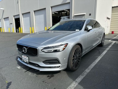 2018 Volvo S90 T5 Momentum